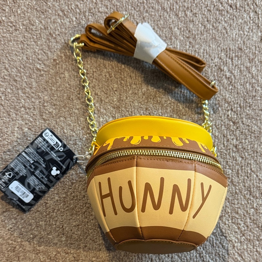 Disney Winnie the Pooh Honey Pot Bag with Gold Chain